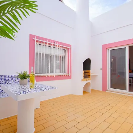 Rose - Com Piscina Aquecivel E Bbq Em Villa